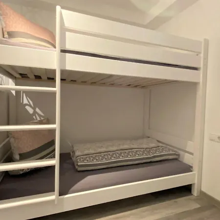 Apartment Fancy, Ep Tickets über Uns Erhältlich Rust